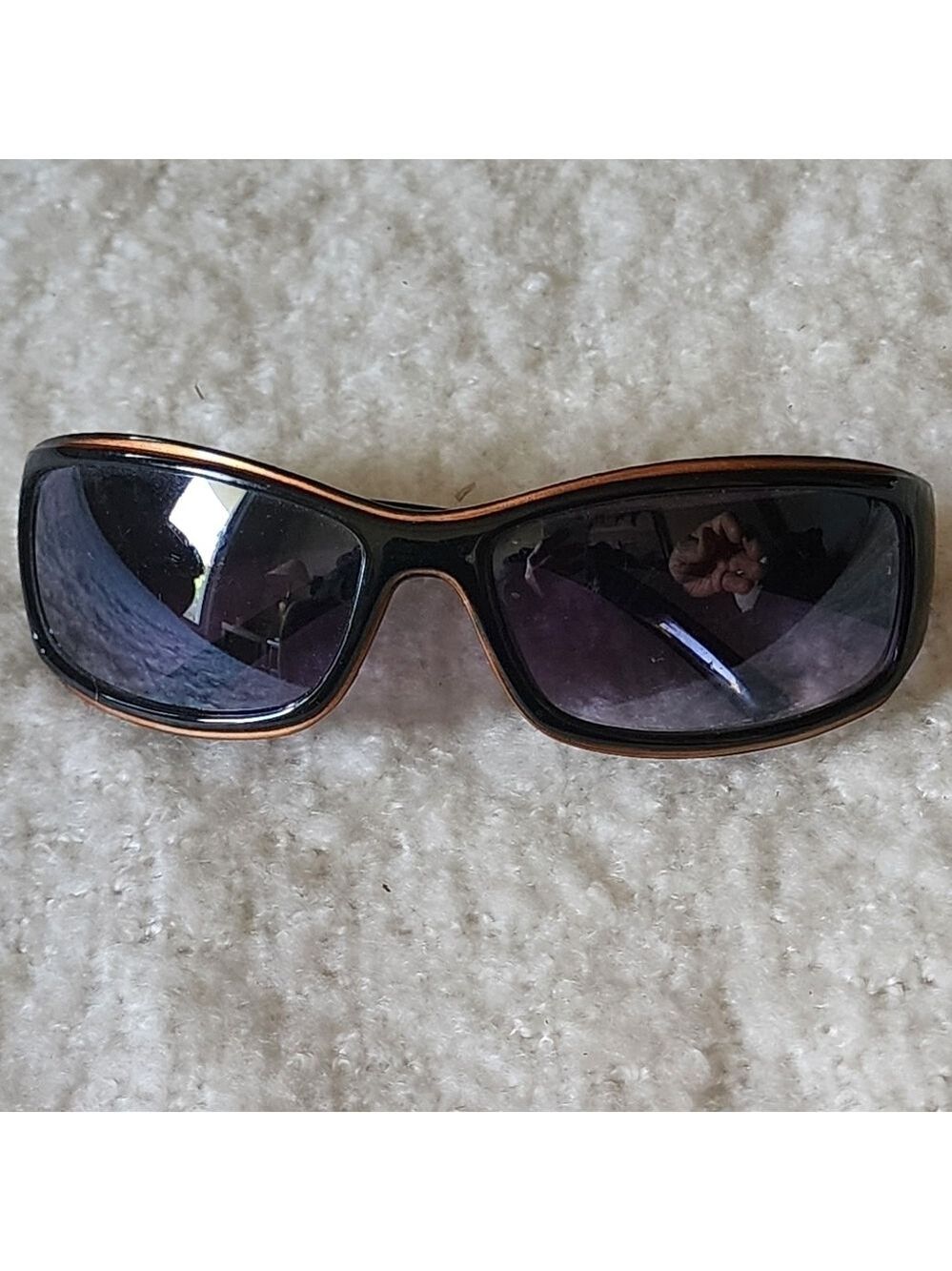 Vintage 90s Gucci rectangular sunglasses color black with gold embellishment